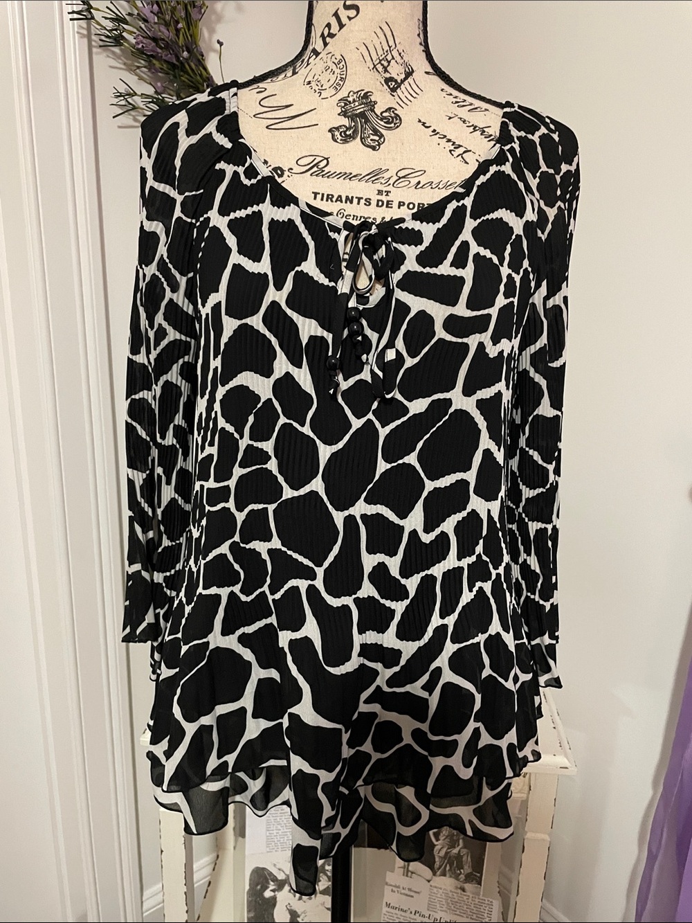 Black & White Animal-Print Peasant Tunic Top Size L